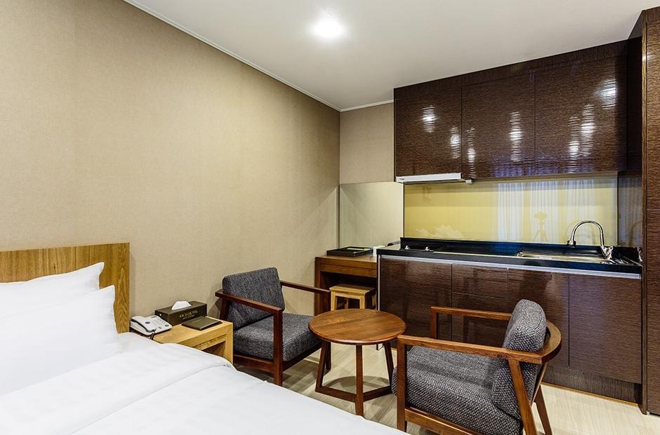 Rich Hotel Чеджудо Экстерьер фото
