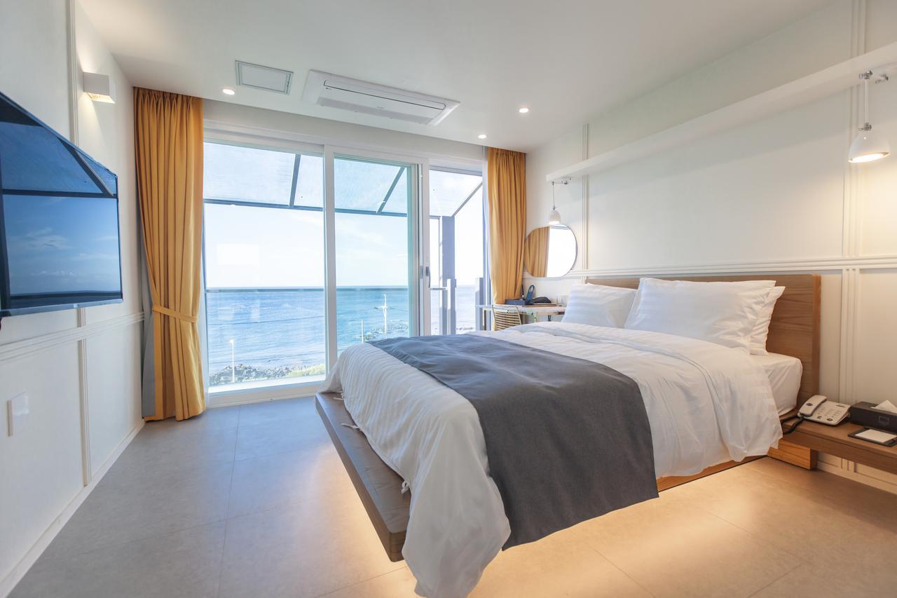 Rich Hotel Чеджудо Экстерьер фото